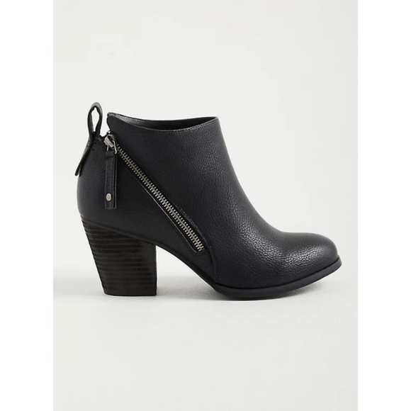 torrid Shoes - Torrid Black Wide Width Faux Leather Side Zip Heel Bootie